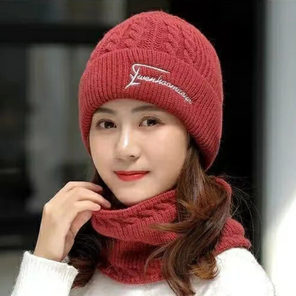 

New Windproof Pullover Cap Warm Thickned Knitting Hat Scarf Set Plush Neck Protection Scarf Women