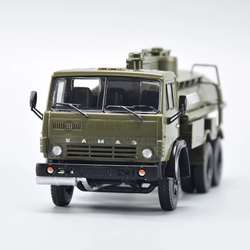 1:43 Scale Diecast Alloy AC-9 Kamaz 5320 Gasoline Transport Vehicle Toys Cars Model MDTR006 Classic Adult Souvenir Gifts Display