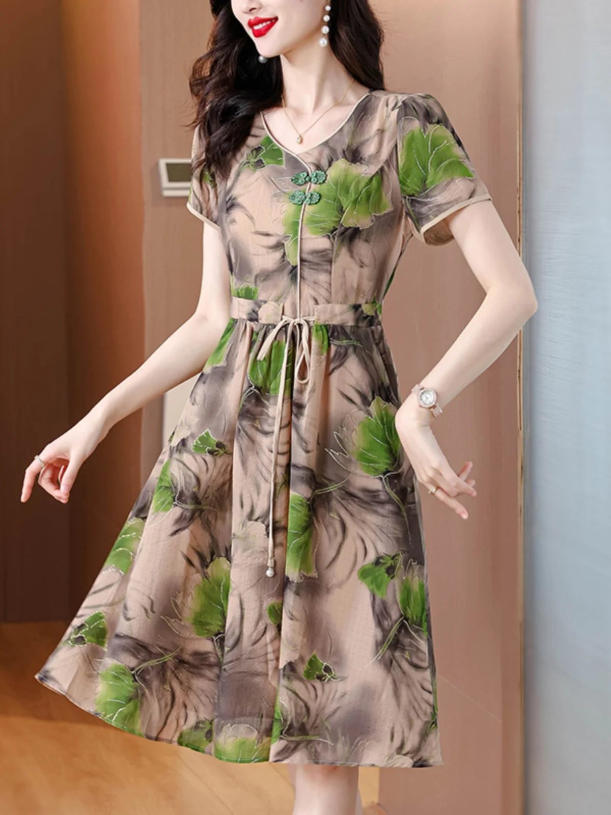 Mom Skirt Summer Foreign Fashion 2024 New 50-year-old Middle-aged and Elderly Women's Summer Dress Short-sleeved Chiffon Dress