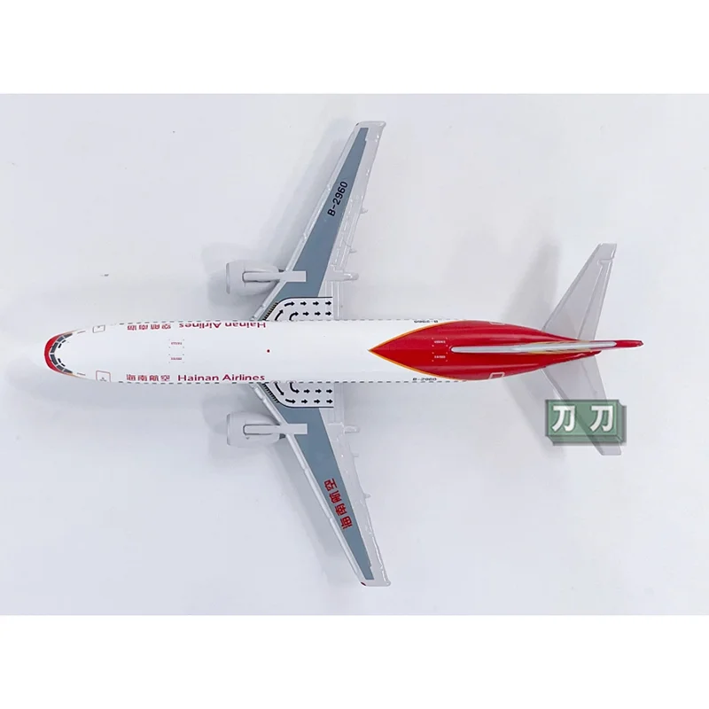Diecast 1/400 Scale Hainan Airlines B737-400 Passenger Aircraft B-2960 B-2965 B-2967 B-2970 Alloy Model Collection Ornament