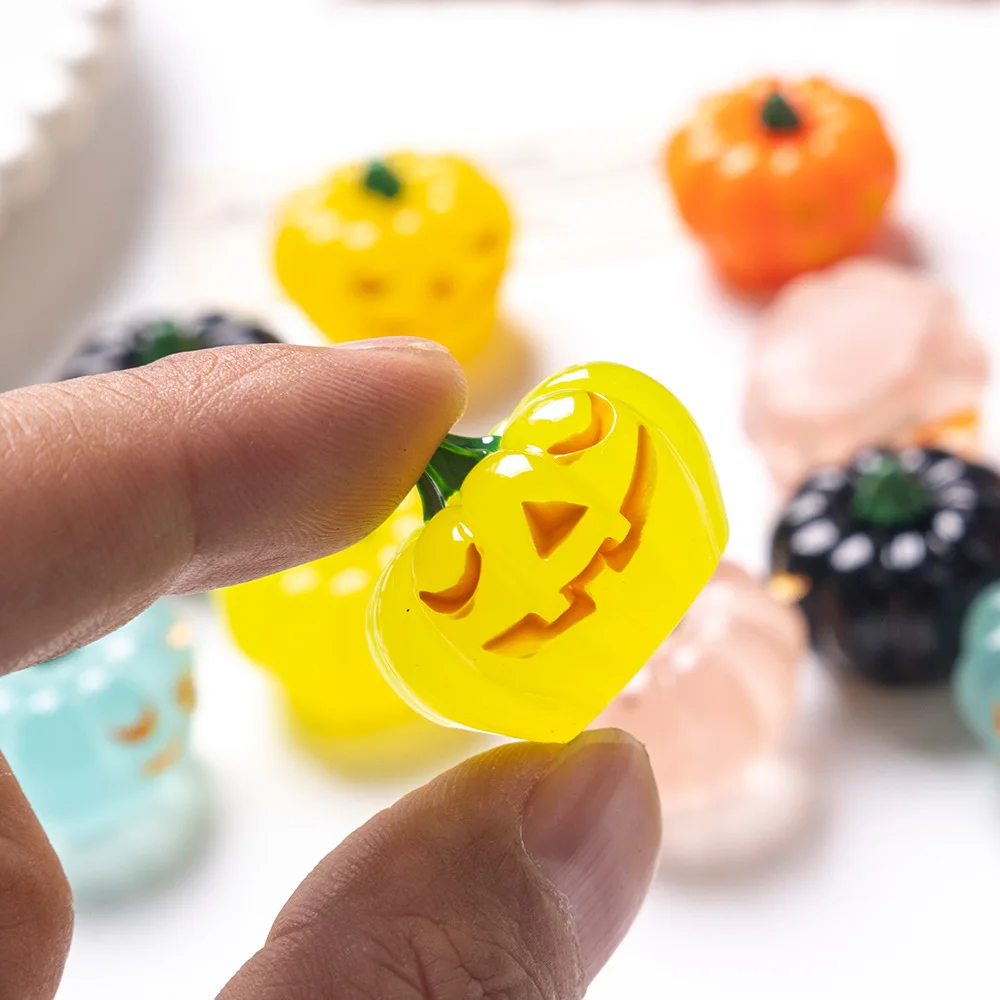 10pcs Halloween Luminous Pumpkin Resin Mini Pumpkin Ornaments Party Accessories Desktop Decoration Gifts Mixed Color