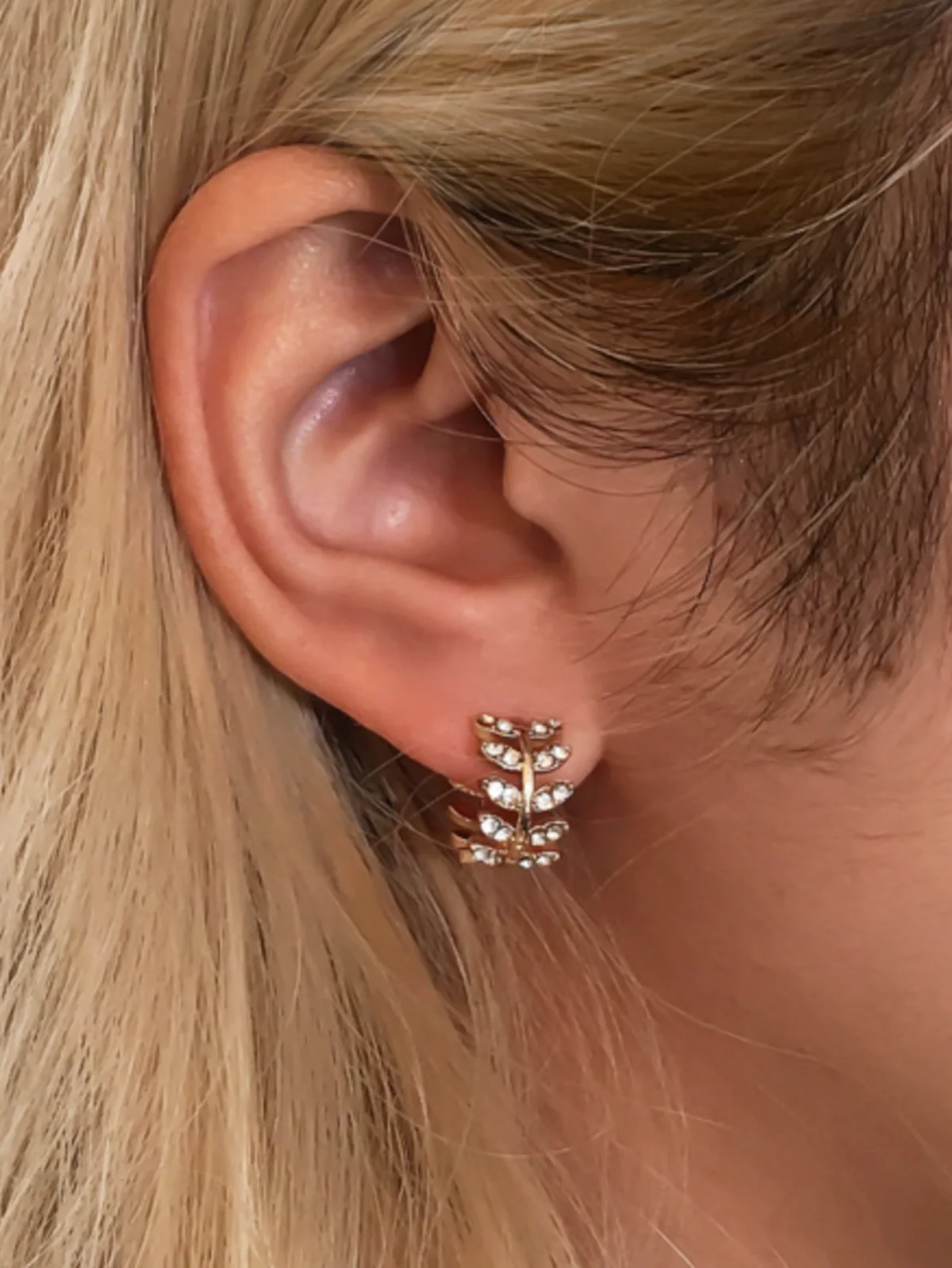 

Fashion zircon Leaf Earrings Cool Style Leaf Earrings Women's Jewelry Support Bulk Order Exquisite graceful unique personality