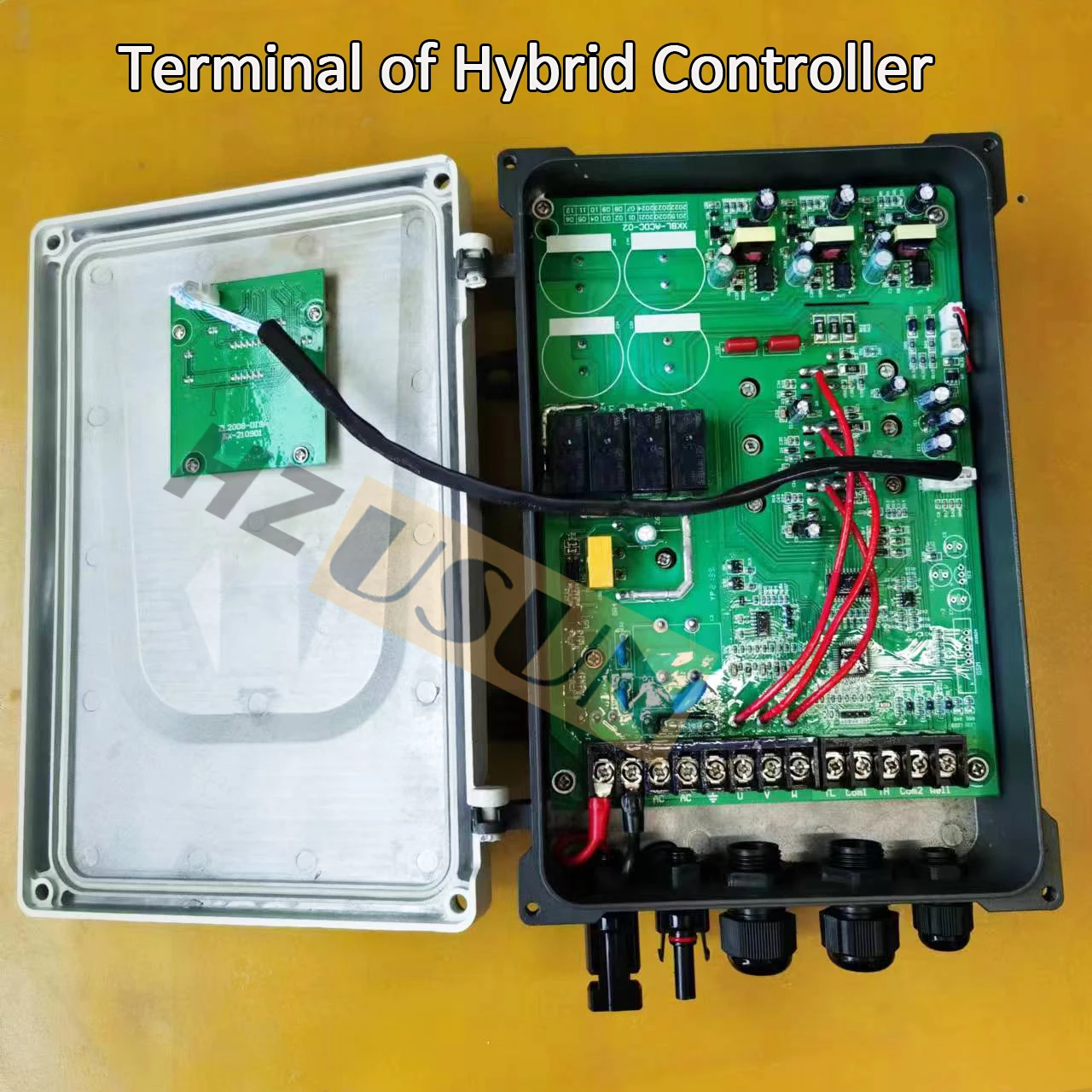 HZUSUN AC DC 1 HP 2HP Solar Borehole Pump Control Box Hybrid Driver for Solar Booster Pool Pump MPPT Deep Well Pump Controller