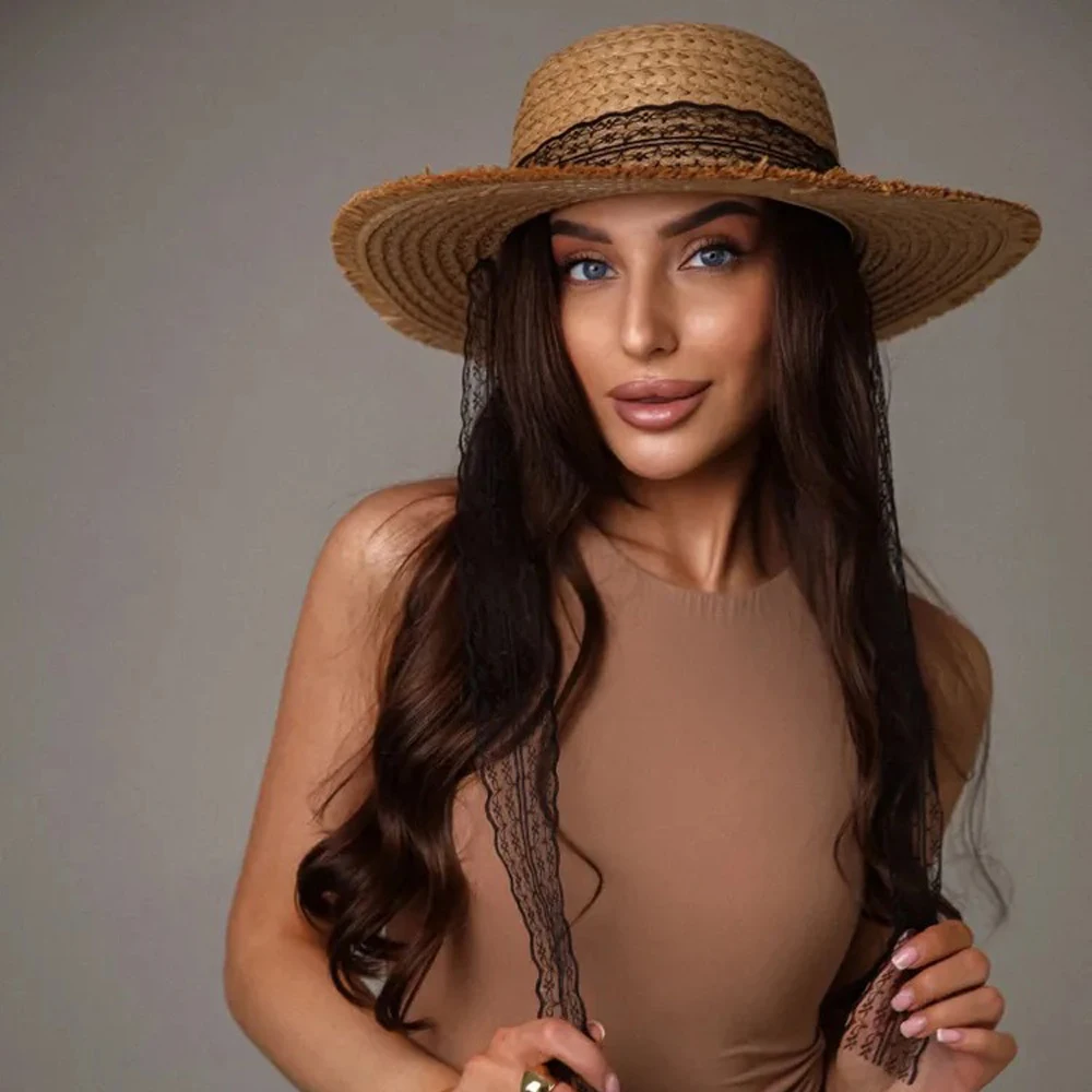 Damen-Strohhut für den Außenbereich, modischer Spitzenbandhut, sonnenbeständiger, faltbarer Sommer-Strandhut, geeignet für die Versorgung von Geschenken
