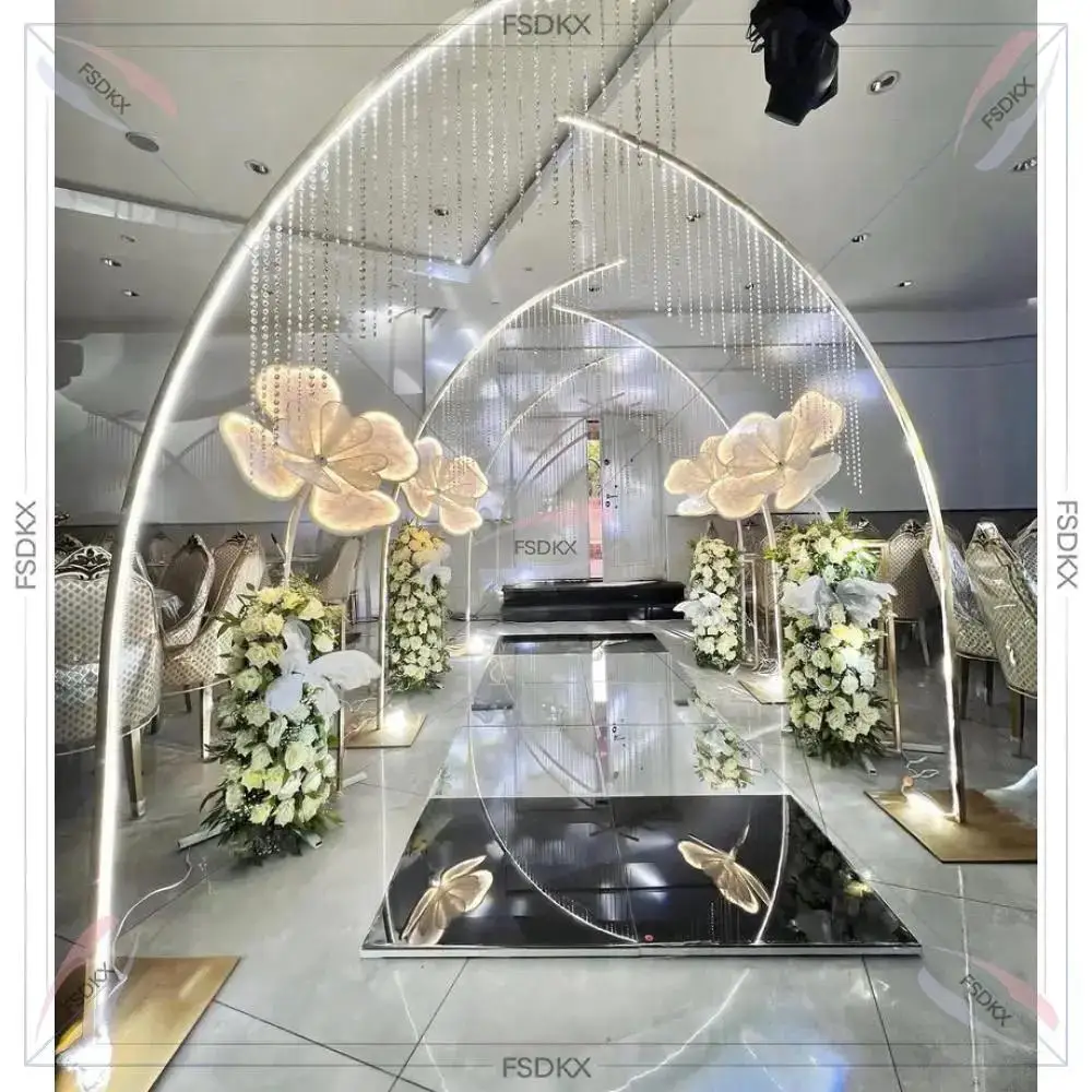 

Manufacturer Price Party Decoration Come out with Crystal White Arch Metal Backdrops