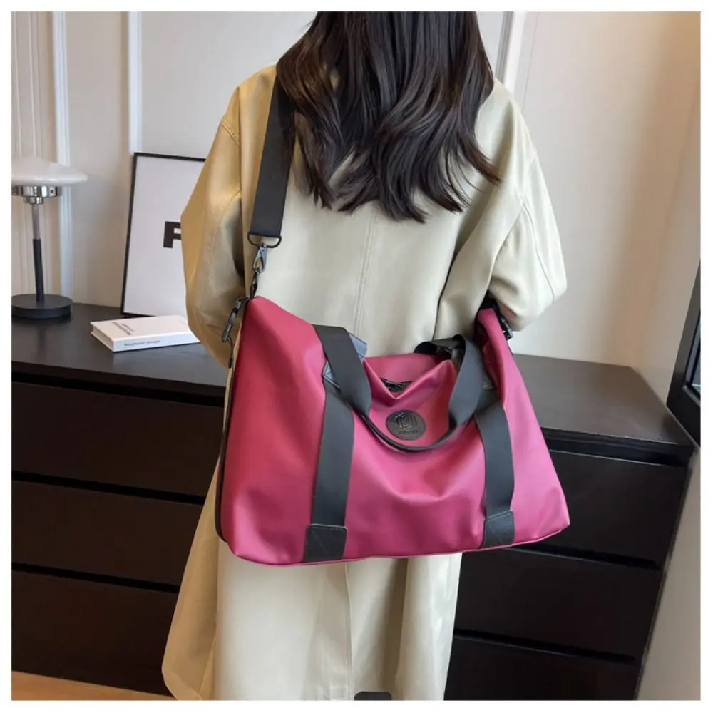 Fashionable Large-capacity Sports Fitness Bag Lightweight Waterproof Travel Handbag Duffel Bag Crossbody Gym Bag Business