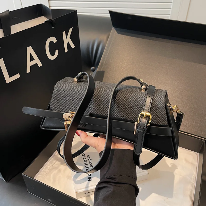 

High-end new stylish boutique women's versatile shoulder, crossbody, and handbag