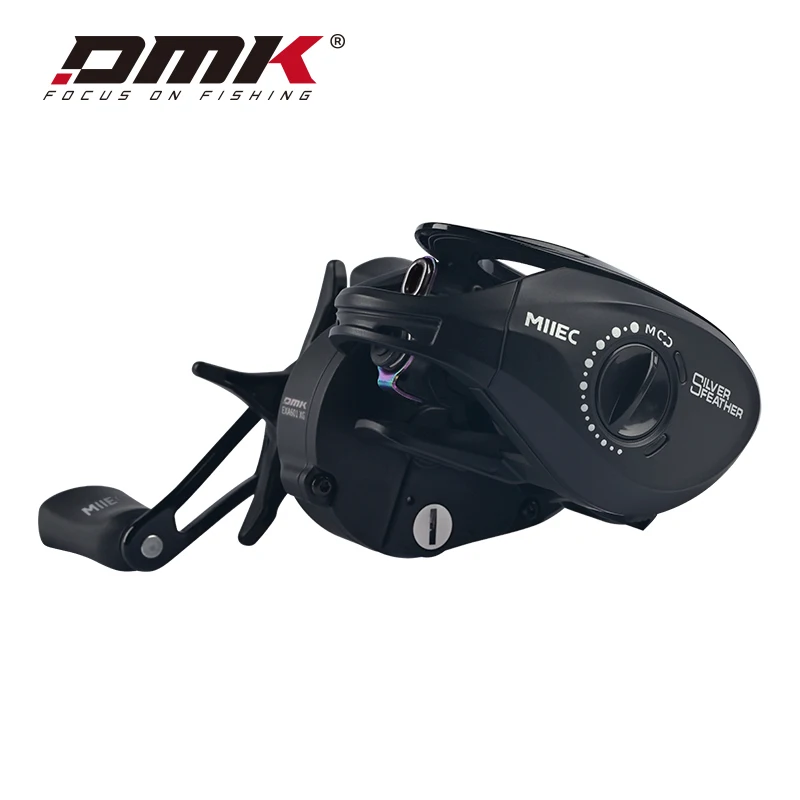 Mulinello da baitcast ad alta velocità DMK: rapporto di trasmissione 8,5:1, trascinamento da 11 libbre, freno MIIEC - leggero per spigole e pesci (pesca con esca)