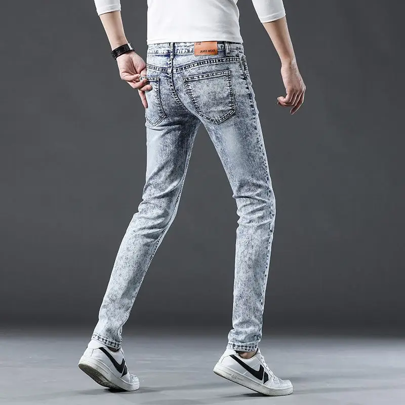 New Korean Style Fashion Korean Style Men's Jeans Slim Fit Pencil Pants for Spring Autumn Light Snow White Denim Washed Jeans