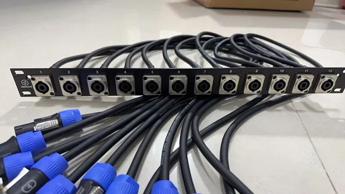 

2*2,5 мм2 8/12/16 звуковой сигнал динамик кабель динамик звуковая система профессиональный кронштейн панели аудио шкафа