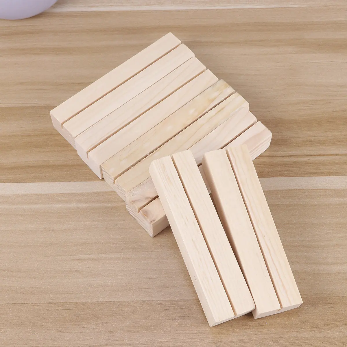 12Pcs Wooden Memo Clips Holder Rustic Stump Shape Natural Wood Photo Card Stand for Special Party Wedding Menu Decoration