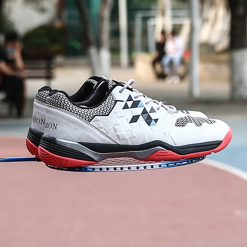 

Badminton Shoes Professional Casual Sneakers Wear Resistant Golf Shoes Training Unisex High Quality Breathable Volleyball Shoes