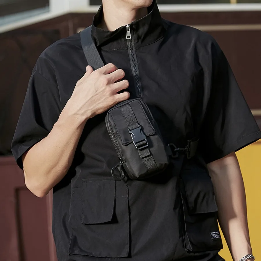 

【Spot goods】Waterproof Japanese men's chest bag small all-matching body bag men's trendy street fashion brand mini one-shoulder