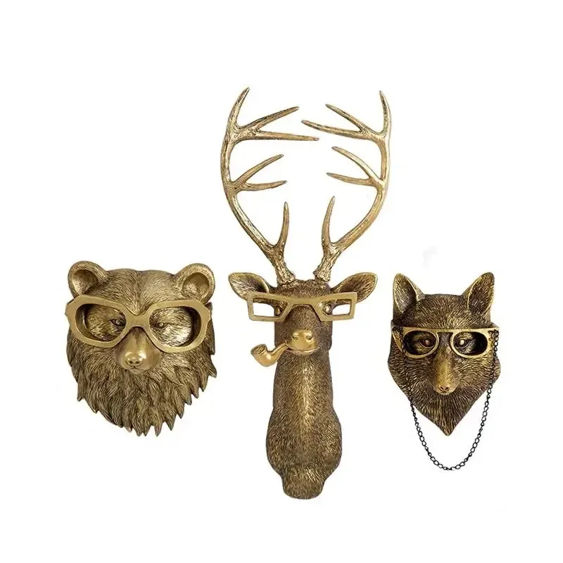 1Pcs Antique Bronze Resin Animal Pendant Golden Deer Head Wall Storage Hook Up Background Wall Accessories Decorative Figurines