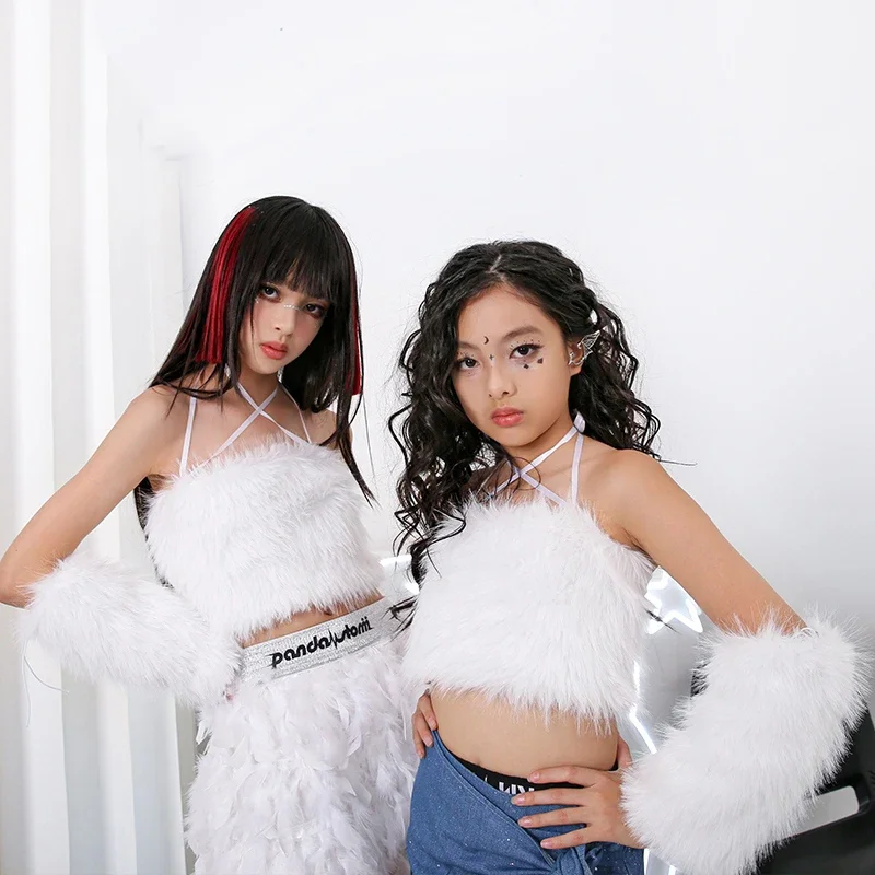 2025 Costume di danza jazz Y2K Vestiti per ragazze Kpop Pelliccia Top Gonne Bambini Hip Hop Performance Abbigliamento Festival musicale Abiti