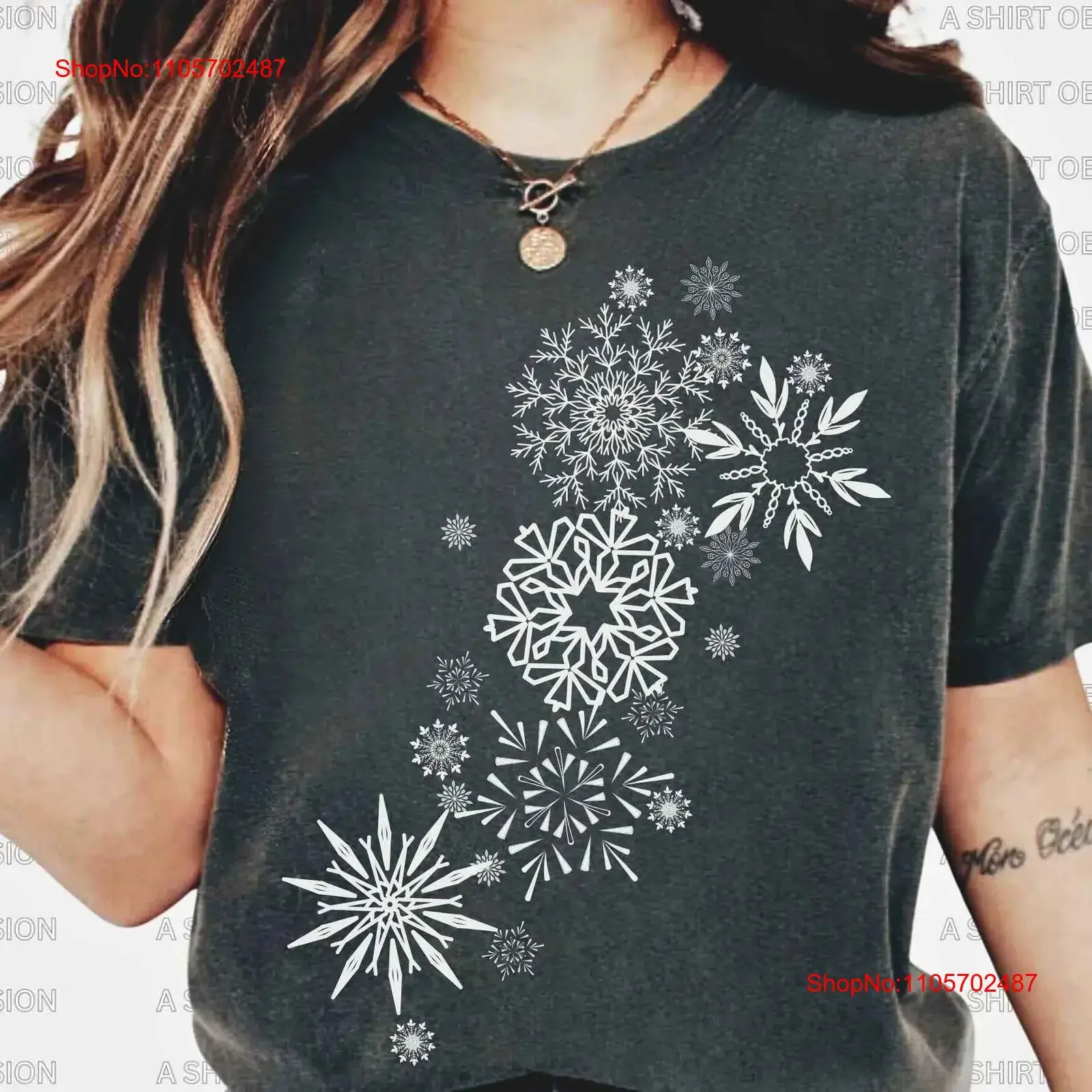 Christmas Snowflakes T Shirt Snowflake Winter Xmas Womens Cute Let it Snow vintage Washed Versatile Breathable streetwear