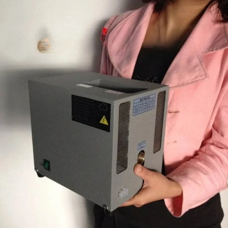 Miniature refrigerated dryer compressed air filter