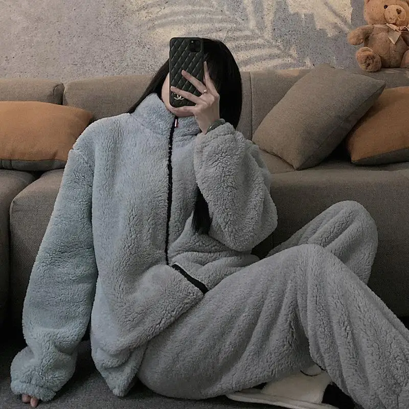 Couple Pajamas Women Autumn and Winter Coral Fleece Warm Suit Flannel Plus Velvet Thickening Men and Women\'s Home Service