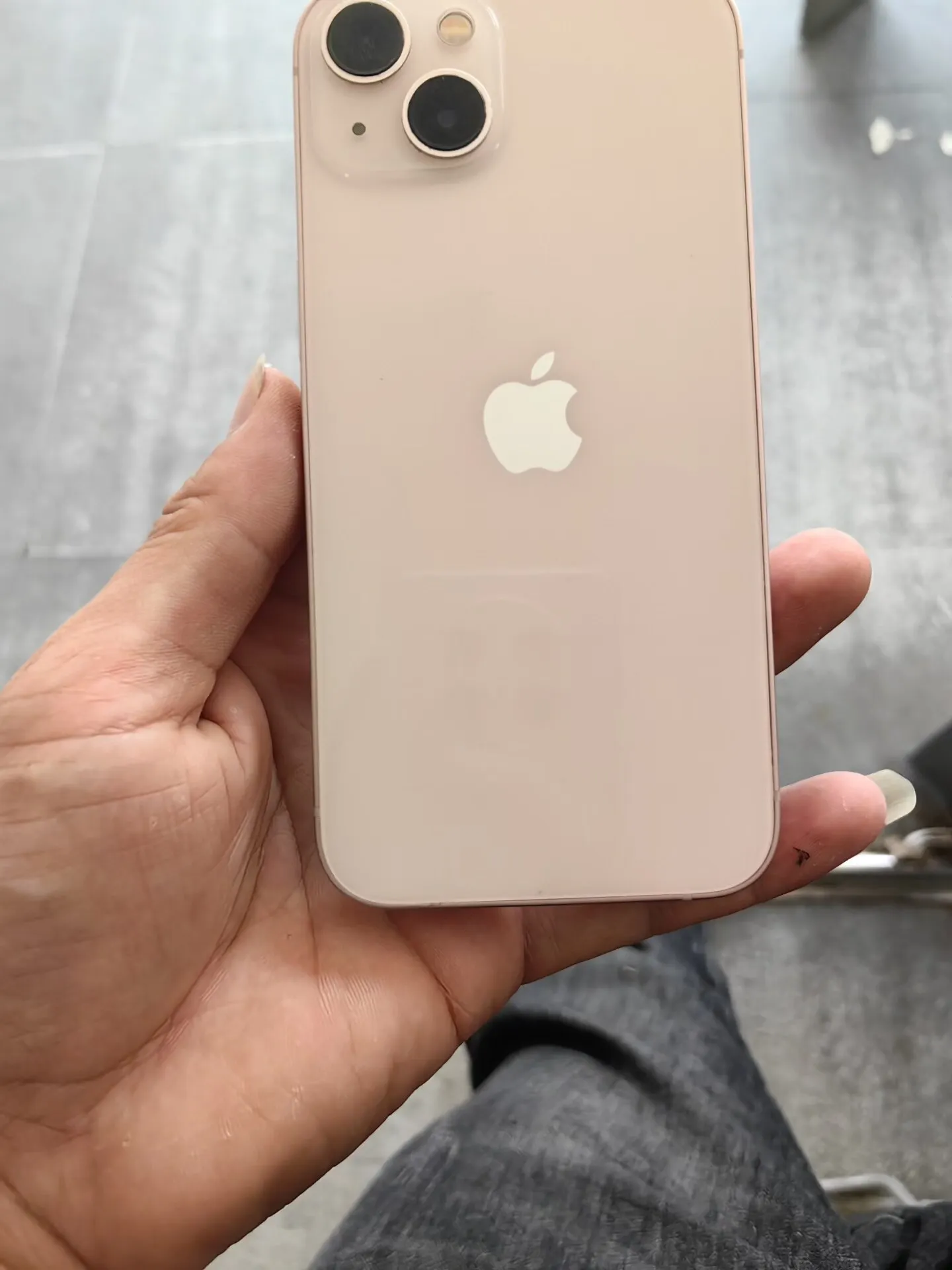 Apple iphone 13 5g Smartphone 6.1 Inch 60hz Refresh Rate 12mp Camera All Colours In Good Condition Original Unlocked Used Phone