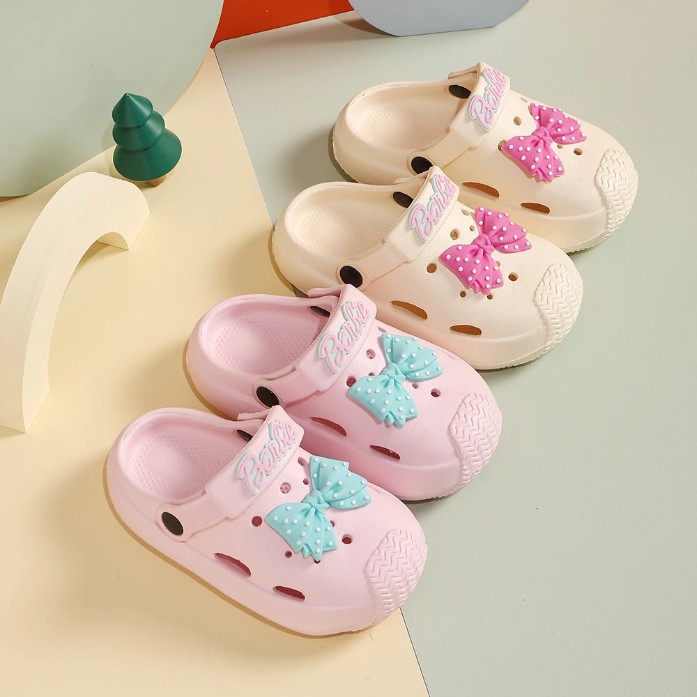 Sandalias de verano para niños, zapatos con agujeros, zapatillas suaves antideslizantes, bonito lazo, diseño DIY, sandalias Baotou de baño para niñas