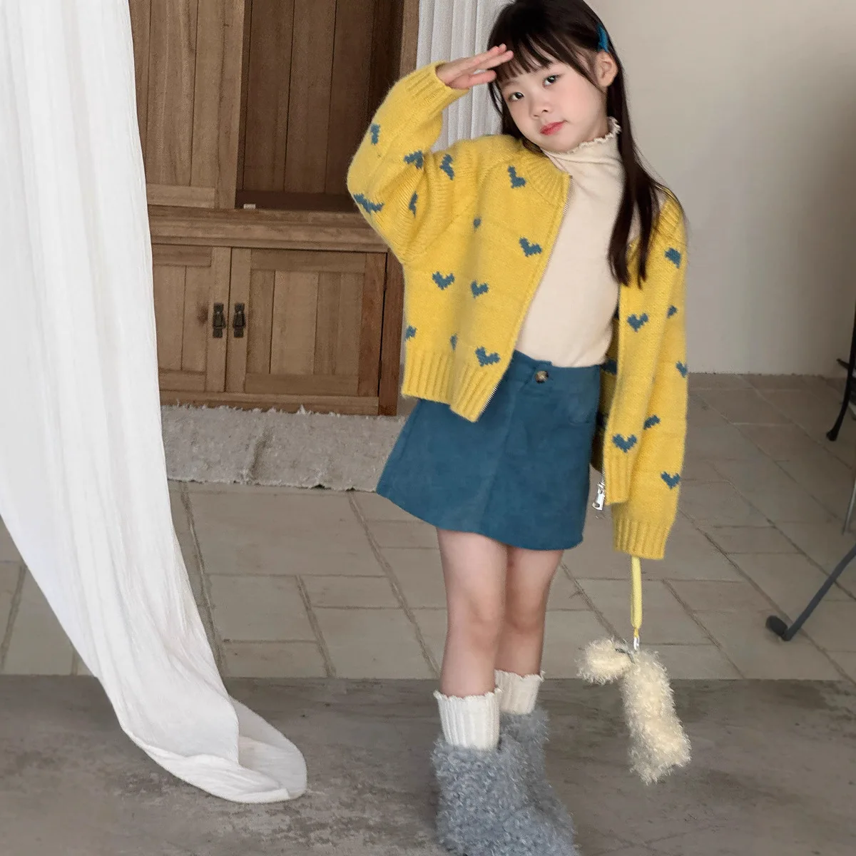 

Korean Winter Children Girls Cardigan Love Jacquard Infant Babys Girls Sweater Coat Loose Zipper Yellow Knitwear For Kids Girls