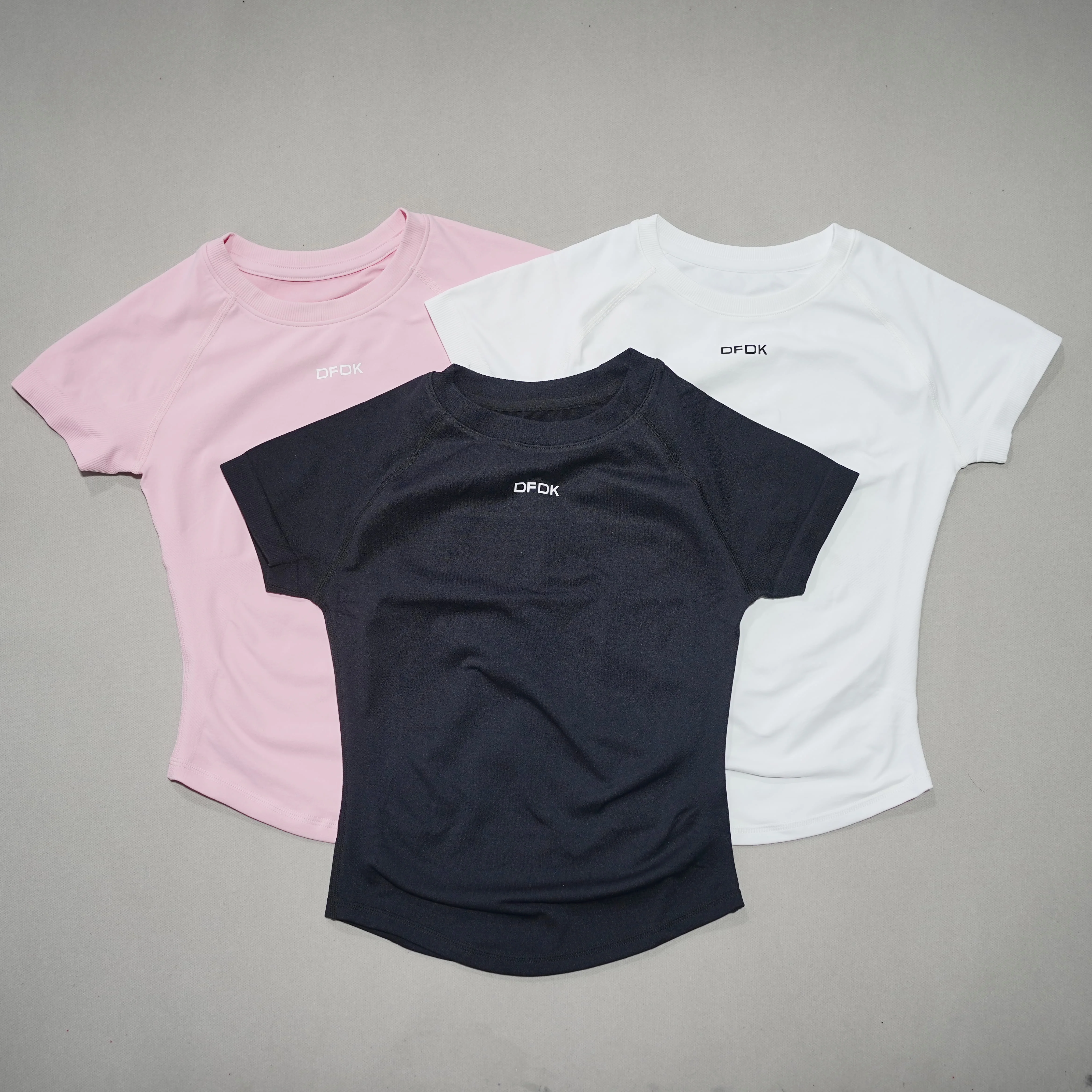 DFDK Women's Summer Short Sleeve Sports Top, Quick Dry Breathable T-Shirt, Casual Gym Yoga Running Fitness Wear