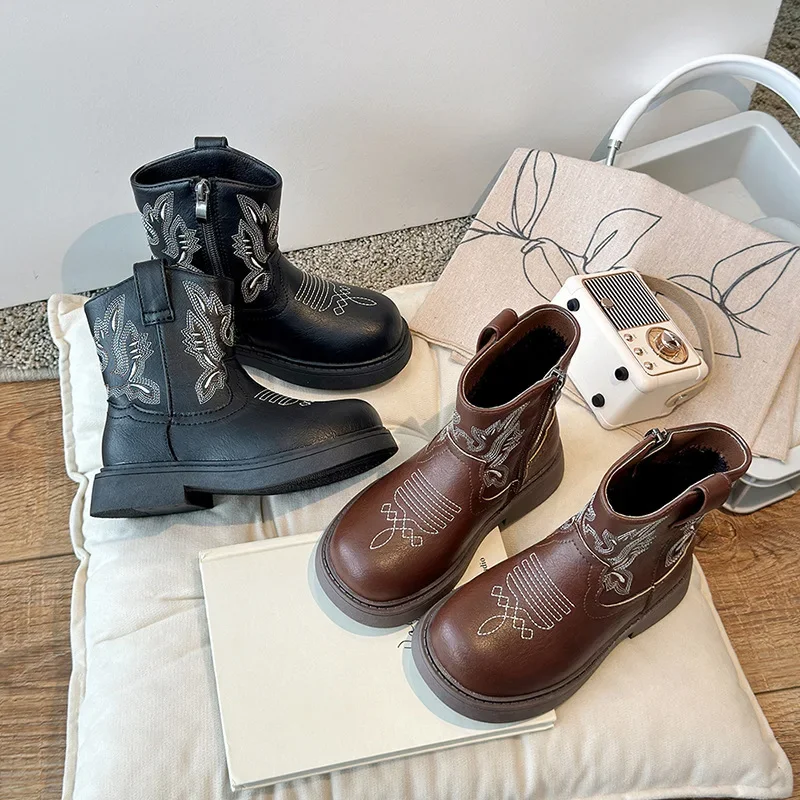 Girls Ankle Boots with Side Zipper Kids Short Boots Non-slip 2024 Winter New Children Fashion Boots Soft Sole Embroidered Trendy image 4