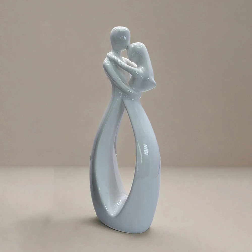 Ceramic black/white abstract couple hug art sculpture home decoration ornament