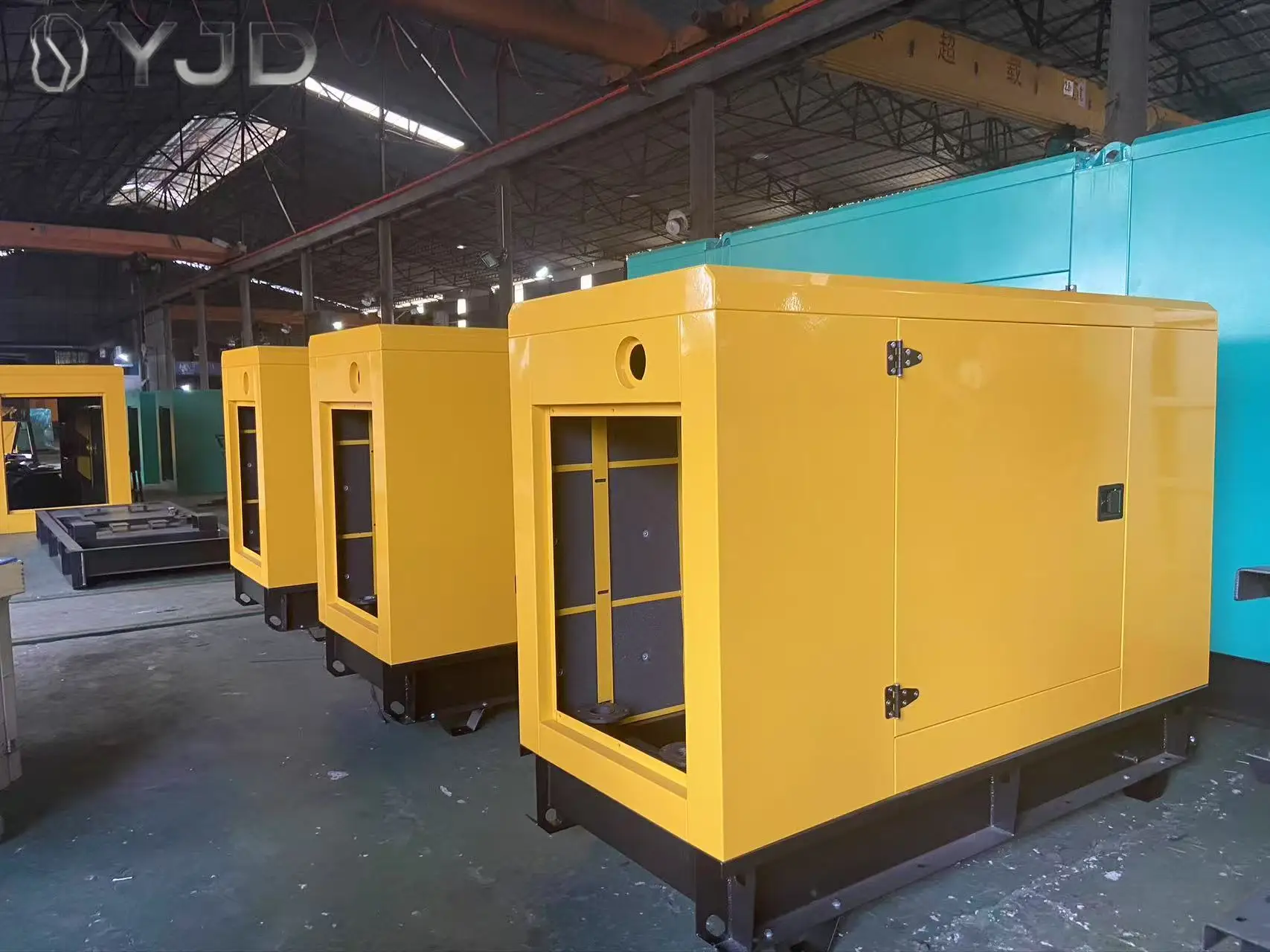 Grupo Electrogeno 25KVA 28KVA QSB3.9-G31 Engine with Stage 3 Soundproof Backup Generator for Home in Guangzhou EXW Price