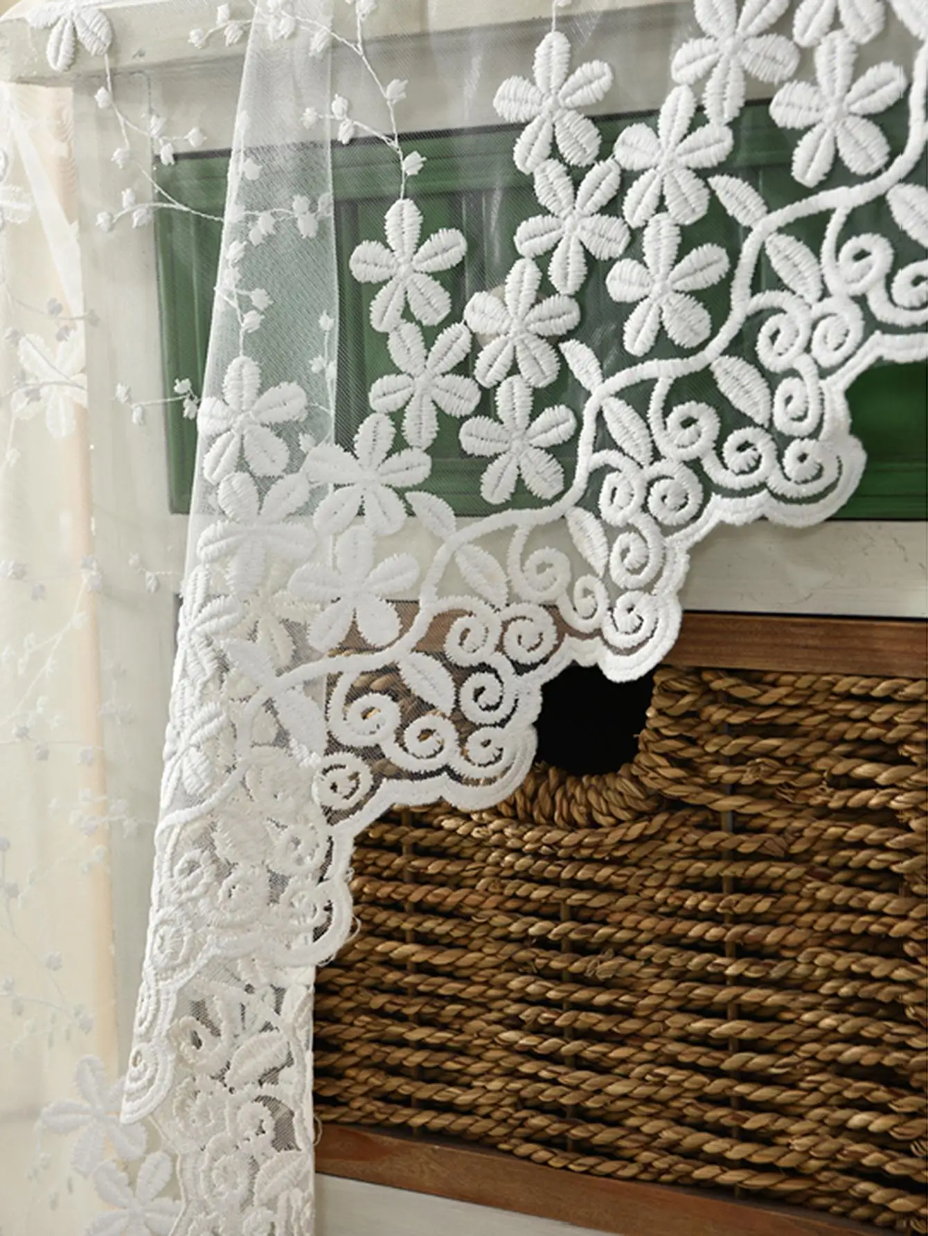 

Modern Pastoral Fine Floral Living Room Bedroom Gauze Curtain 1PC