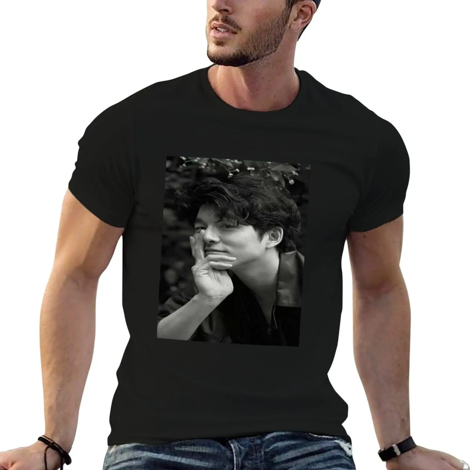 

funny Gong Yoo T-Shirt t shirts for man graphic funny man t shirts graphic T-Shirt