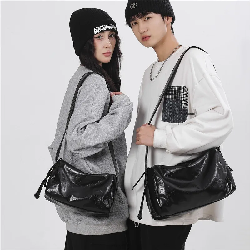 Crossbody Bag Simple Casual PU Leather Solid Color Zipper Shoulder Bag Unisex Commuter Large Capacity Student Soft Bucket Bag