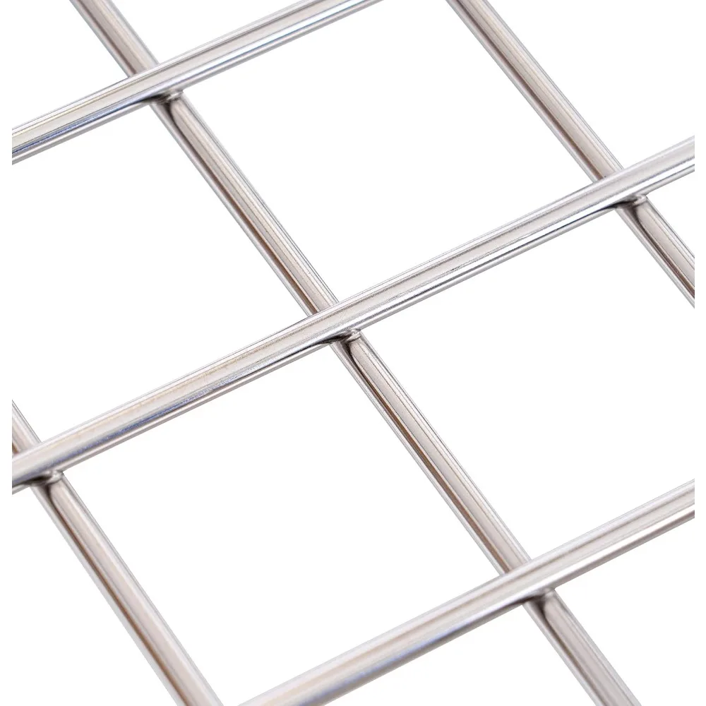 200F Extra Large Heavy Duty Wire Laundry Cart | 4.5 Bushel | Steel Frame with Chrome Finish | Commercial Laundry Basket