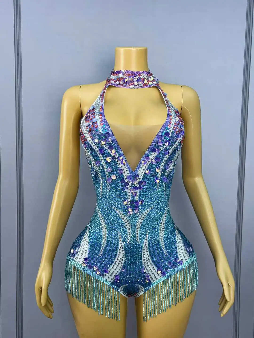 Sexy Twinkling Seashell Sequins Crystals Chains V-neck Bodysuit Women Blingbling Performance Fashion Show Photoshoot Stage Wear