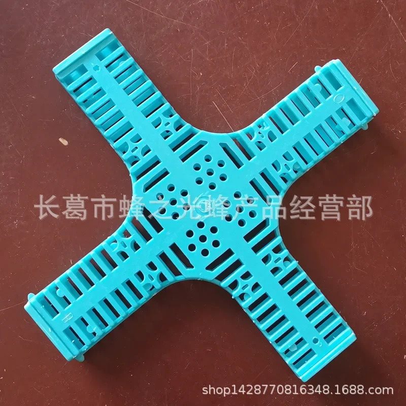 10PCS  Lengthened and enlarged cross multifunctional winter Italian bee plastic prisoner cage