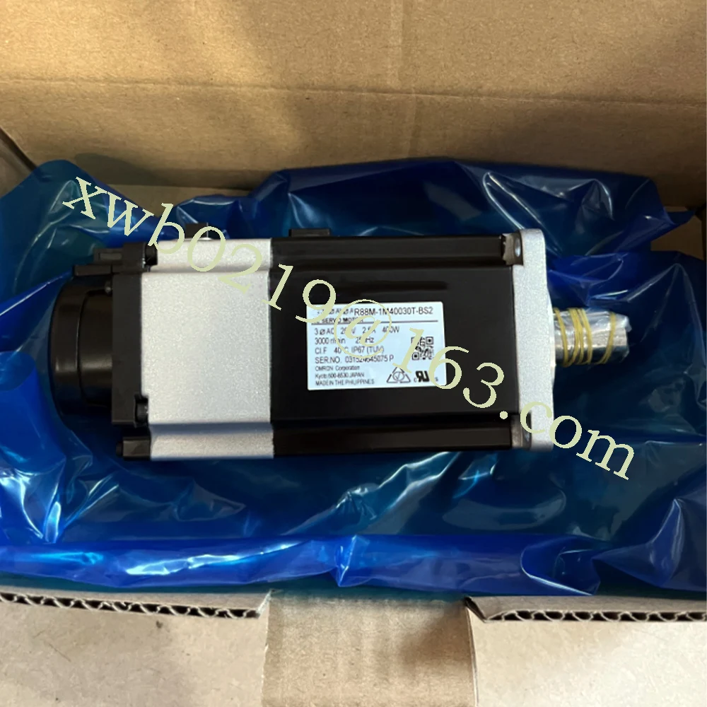 

Brand New Original Servo Motor R88M-1M10030T-S2 R88M-1M40030T-S2 R88M-1M20030T-S2 R88M-1M75030T-S2