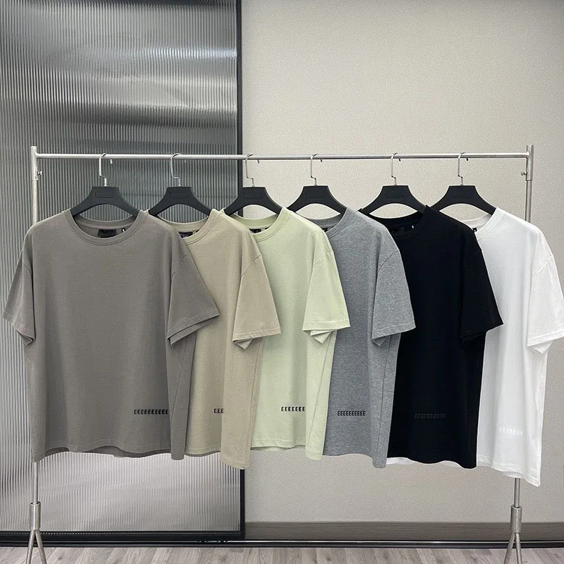 

Trendy Brand Couple T-shirt Classic Design Reflective Letter Men's Short Sleeved High Street Loose Fitting Pullover T-shirt Top