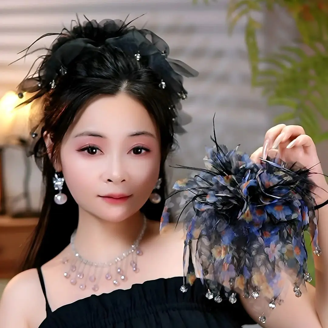 

Feather Flower Large Grab Clip Pan Hair Shark Clip Summer Light Gauze Headdress Hairpin Hair Clips for Women Hair Accessories