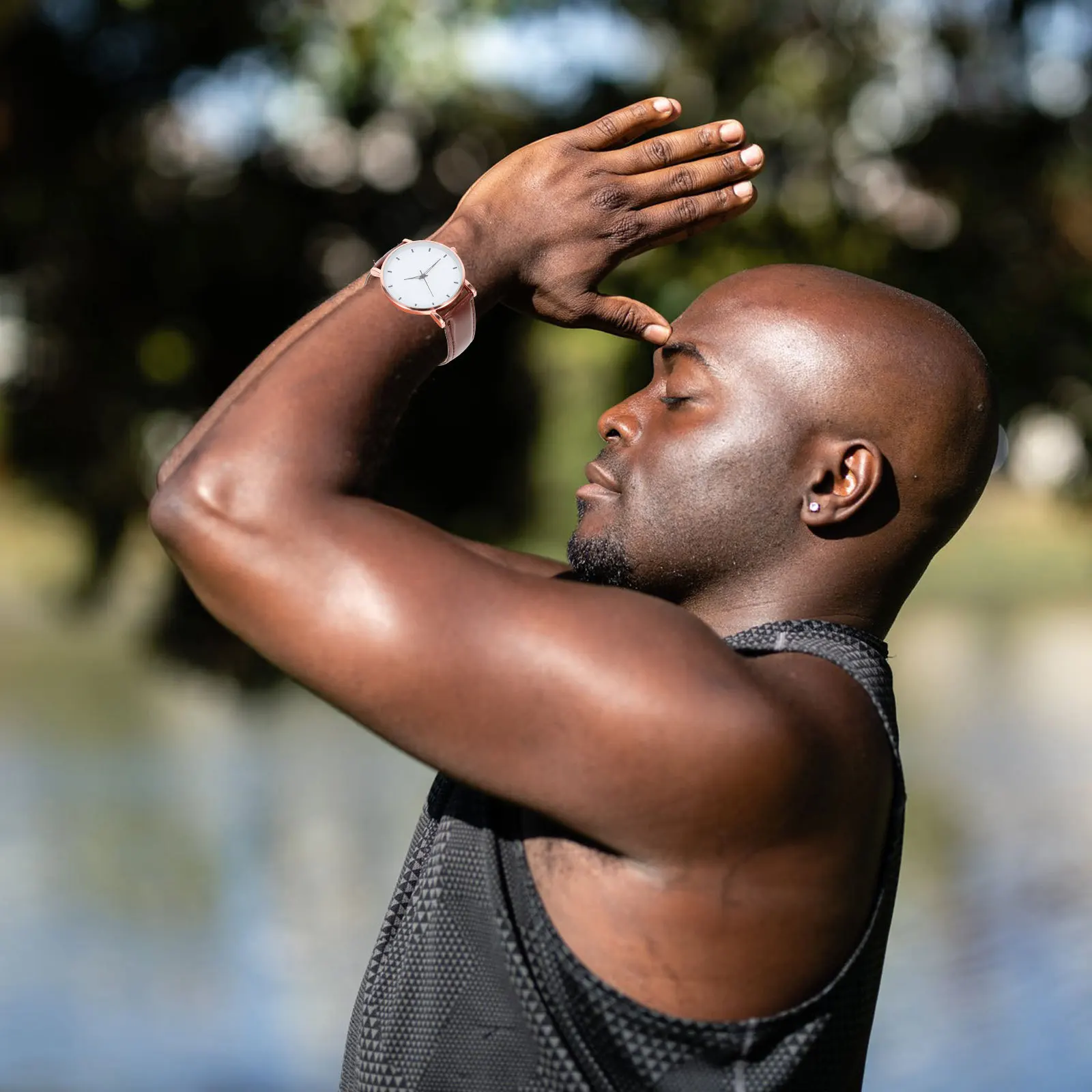 นาฬิกาข้อมือควอตซ์ผู้ชาย สายบาง สไตล์ลำลอง ธุรกิจ สายปรับได้ สวมใส่สบาย ของขวัญสำหรับผู้ชาย