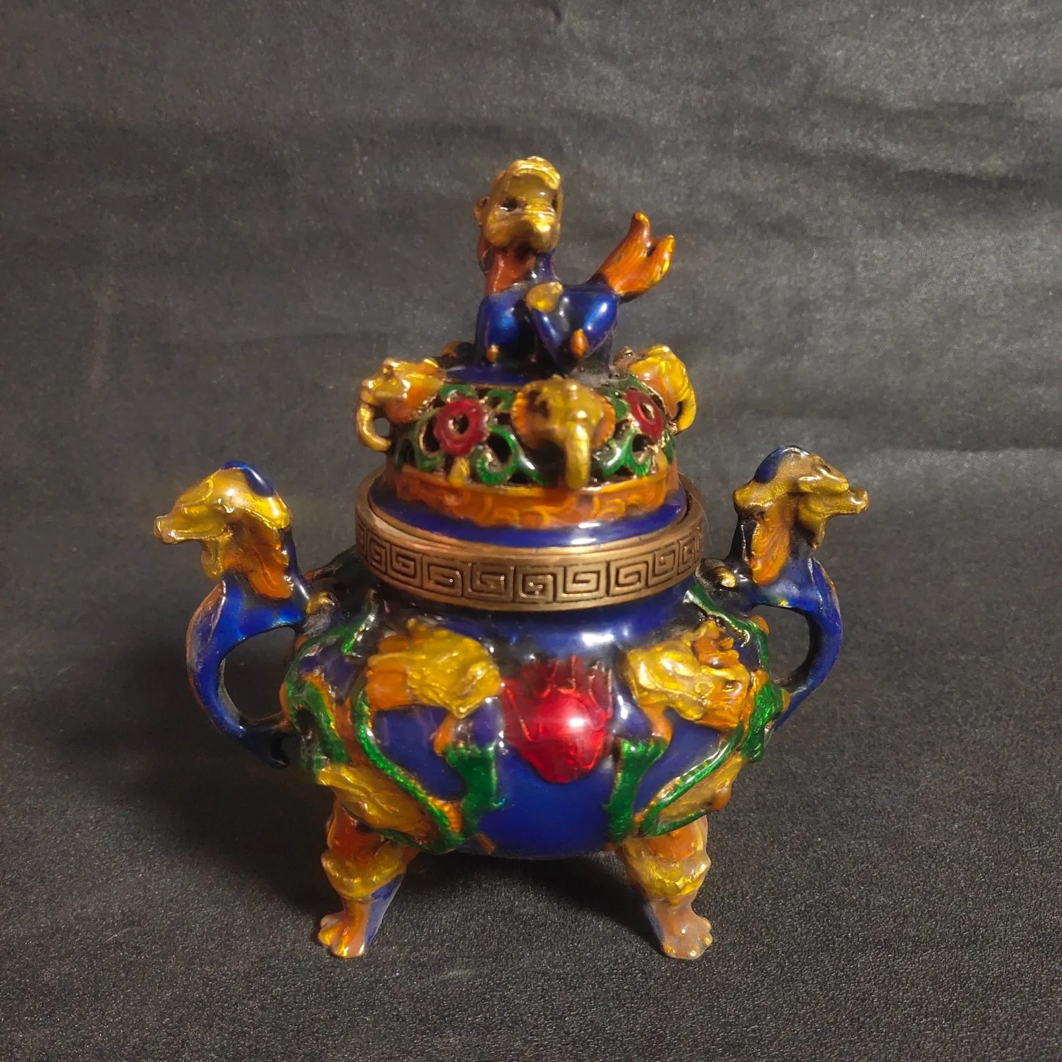 

Pure copper cloisonne Erlong series beads incense burner home decoration ornaments