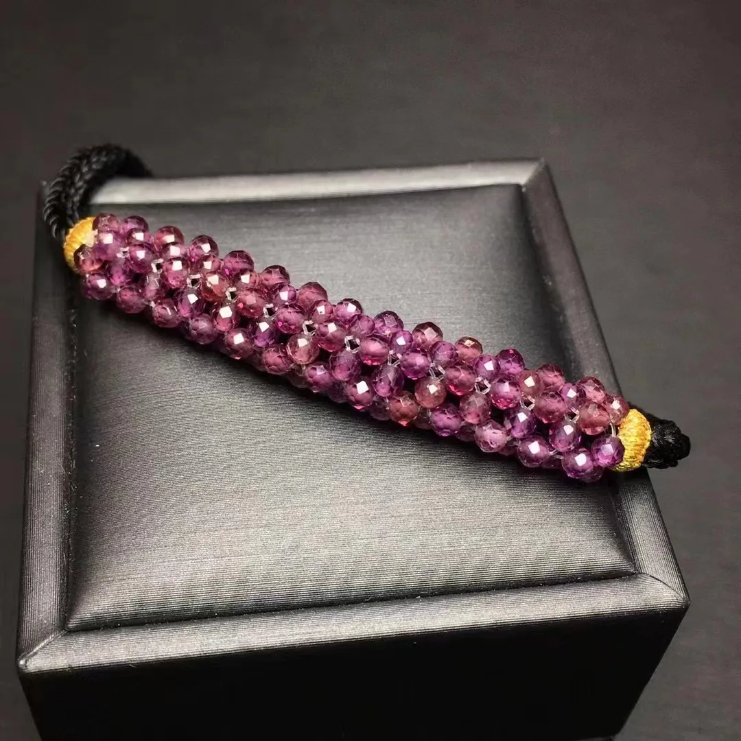 

Unit One Handmade Bracelet With Hot Sale Natural Garnet Crystal Designed Bracelet For Jewelry Gift