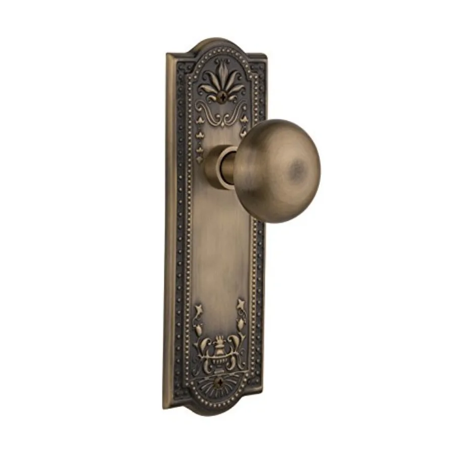 

Warehouse Meadows Plate with New York Knob
