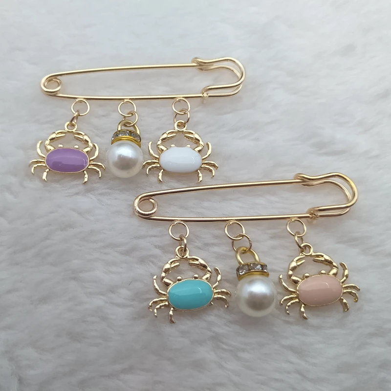 

Cute glitter sea animal badge pin green pink purple crab metal enamel brooch unique fashion clothing backpack jewelry gift