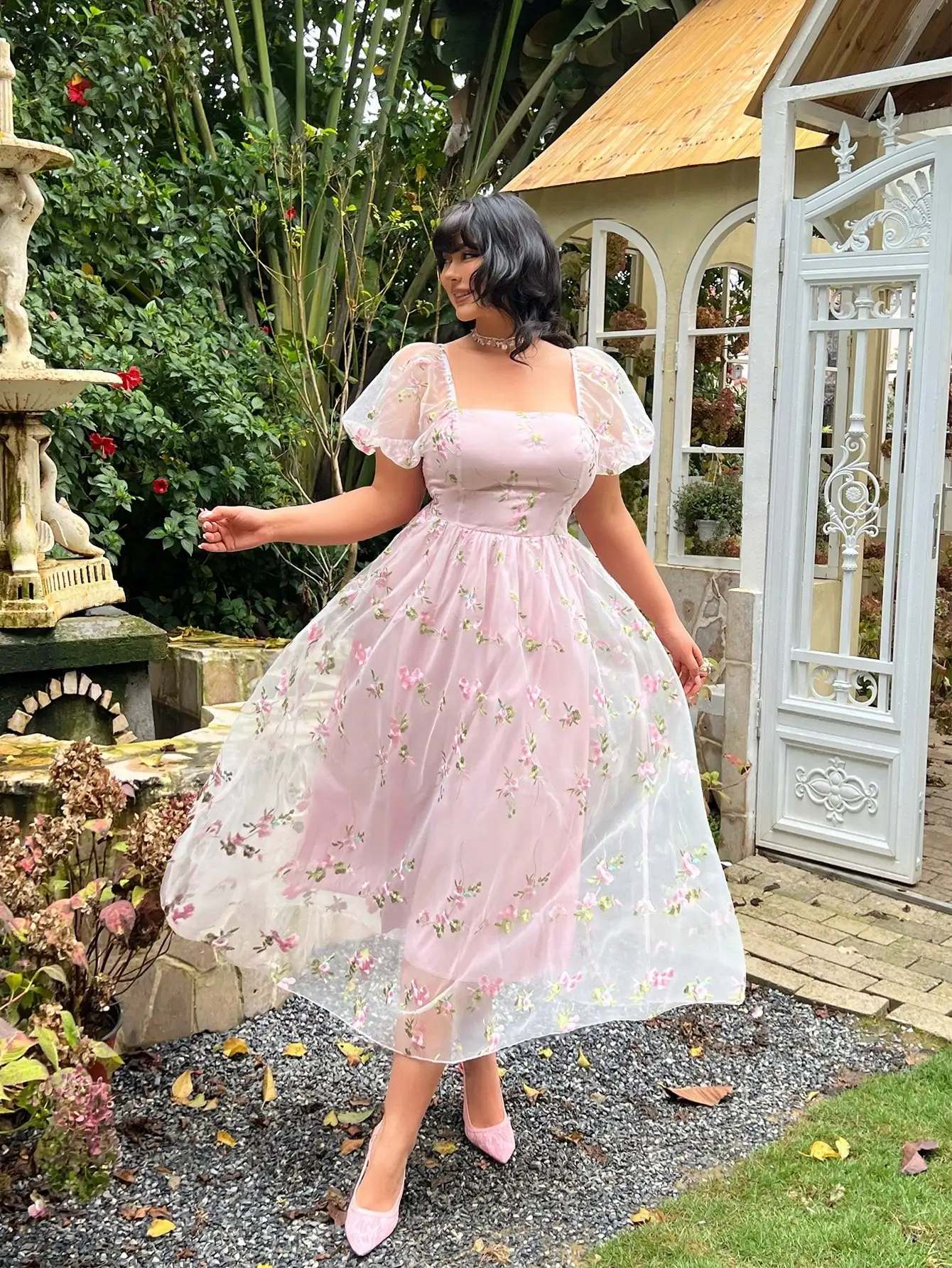 

Elegant Vintage Embroidered Mesh Dress For Women Spring Summer