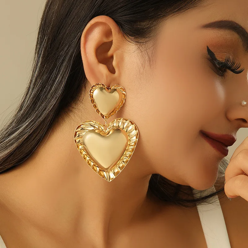 

Vintage Gold Color Double Heart Shaped Large Earrings for Women Girls Fashion Exaggerated Metal Party Jewelry New