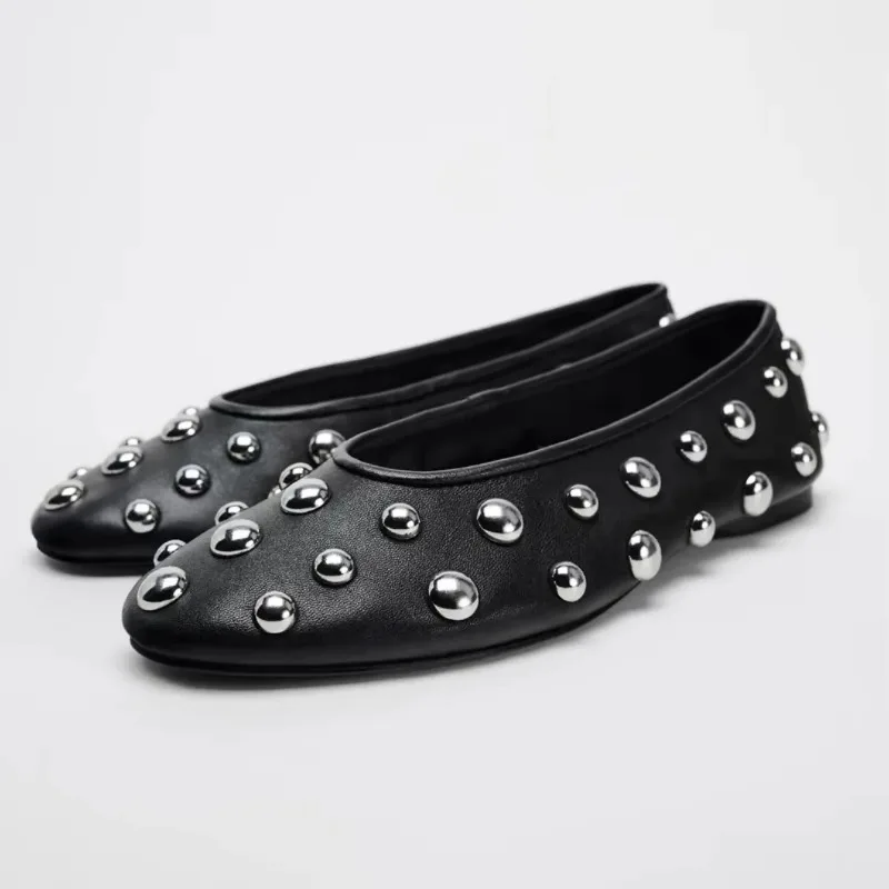 Women Casual Shoes New Rivet Round Head Flat Casual Sneakers Women Luxury Ballet Silver Ball Metal Hollow Mary Jane Shoes Women