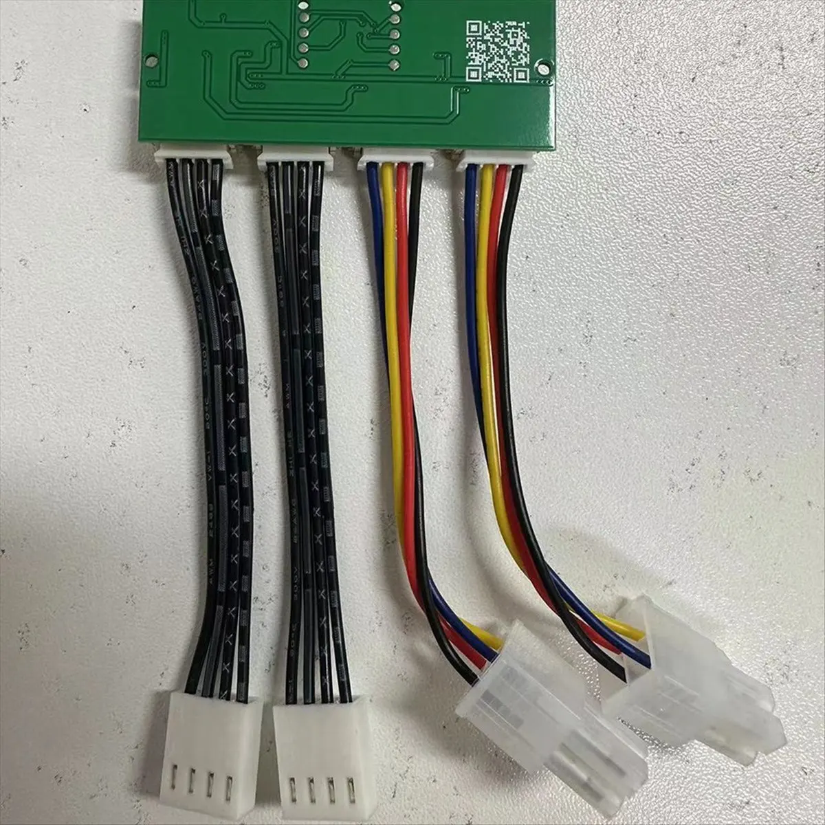 Active Phase 12V 4-In-1 Square 4Pin Fan Simulator Emulator Special for Antminer S21 T21 Fan Spoofer Dummer