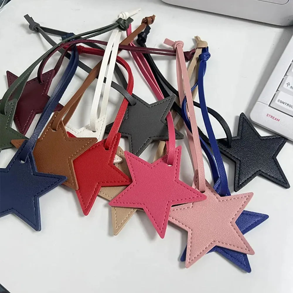 Nueva estrella decoración bolso encanto PU estrella de cinco puntas llavero 8cm colgante de cuero accesorio para bolso
