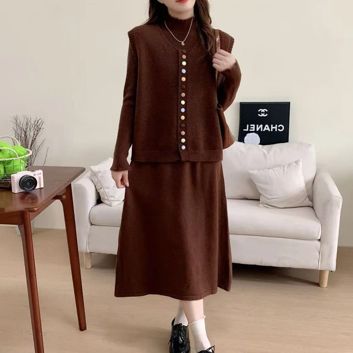 Color Buckle Retro Western-style Cardigan Vest+dress Knitted Set 2025 Autumn/winter New Korean Version Two-piece Set