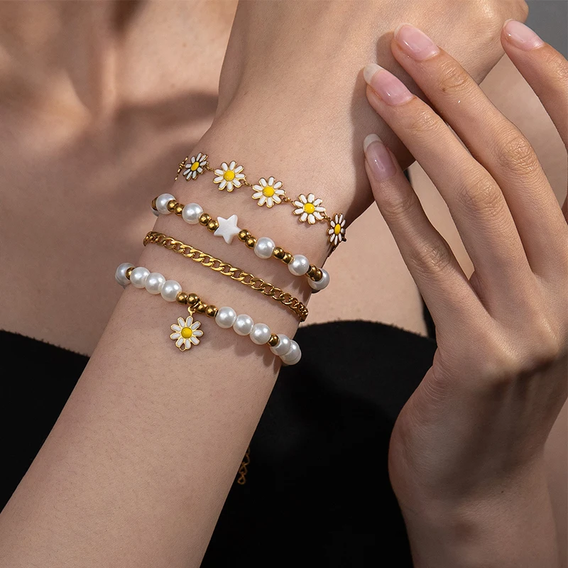 Letdiffery New Fashion Daisy Bracelets for Women Stainless Steel Gold Plated Beads Sunflower Chain Bracelet Handmade Jewelry